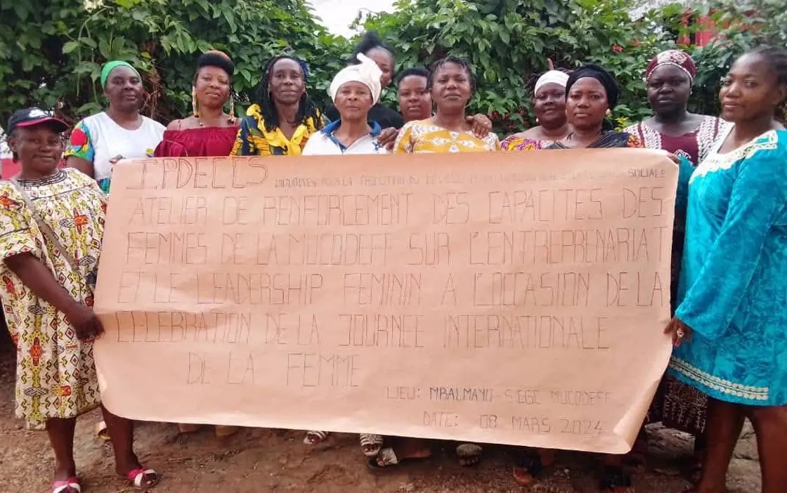 You are currently viewing Renforcement des capacités des femmes de la MUCODEFF